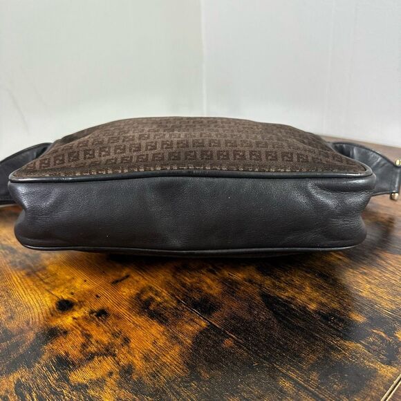 Fendi FF Vintage Suede Leather Shoulder Bag Brown - Picture 6 of 16